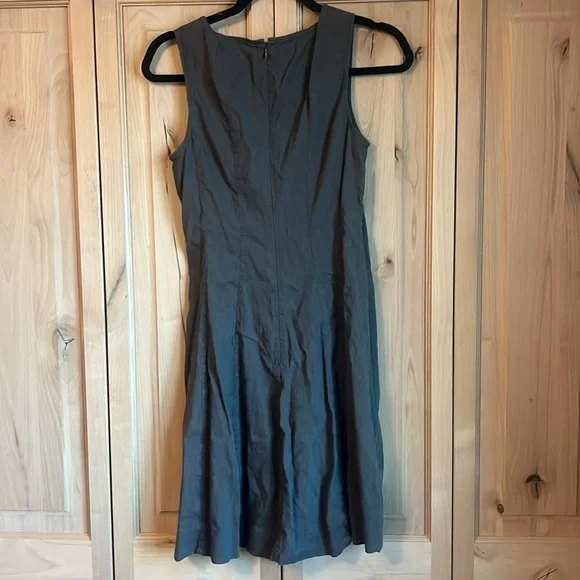 Theory sleeveless dress sleeveless SZ 6 - Picture 6 of 6